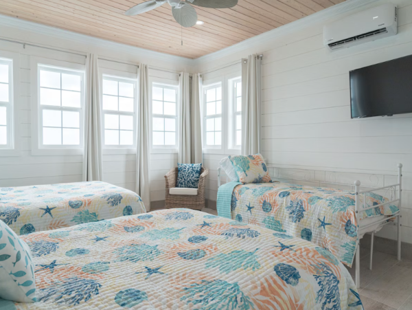 Luxurious Oceanfront Villa in Exuma - Perfect Island Retreat